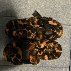 UGG Black Textured Footwear